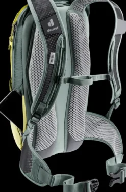 Deuter Race 8
